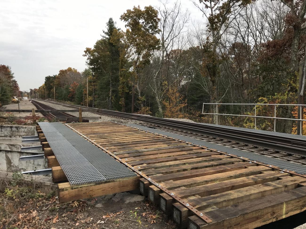 A new steel support structure and timber bridge ties were installed at the West Street bridge in October 2019